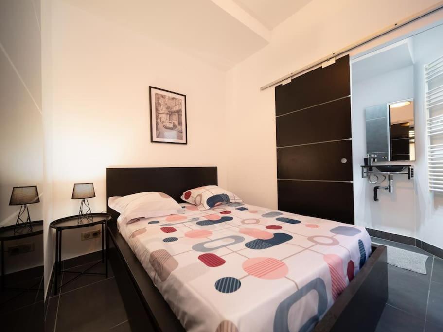 *appartement Climatise Au Coeur Du Vieux Port* Apartment
