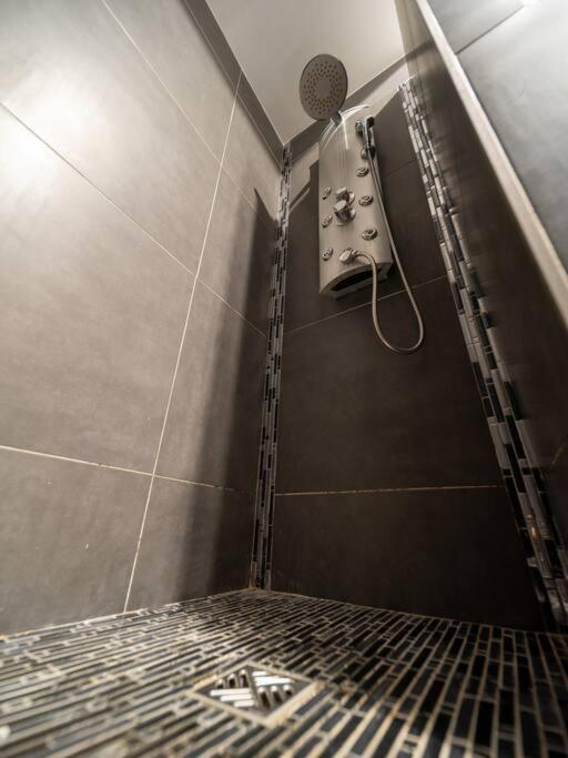 *appartement Climatise Au Coeur Du Vieux Port* Marseille